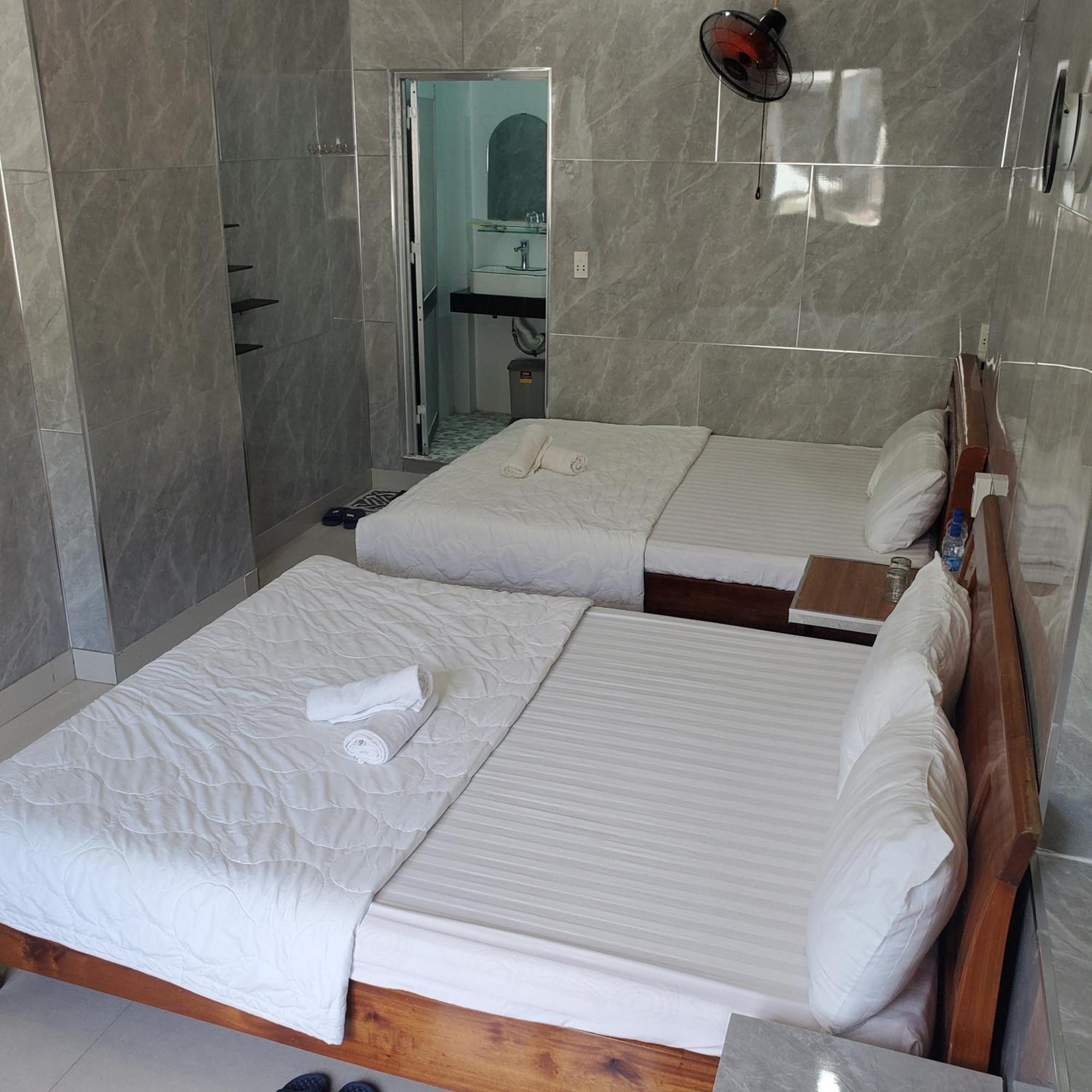 Tuan Thanh Homestay Tân Hiệ Rum bild