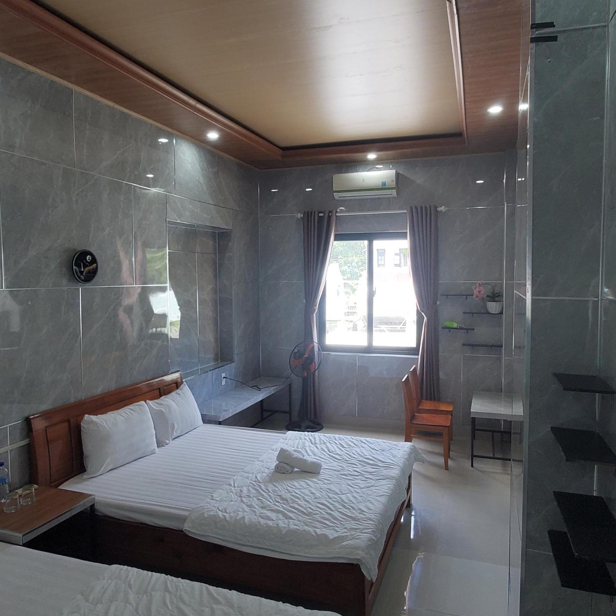 Tuan Thanh Homestay Tân Hiệ Exteriör bild