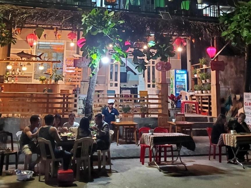 Tuan Thanh Homestay Tân Hiệ Exteriör bild