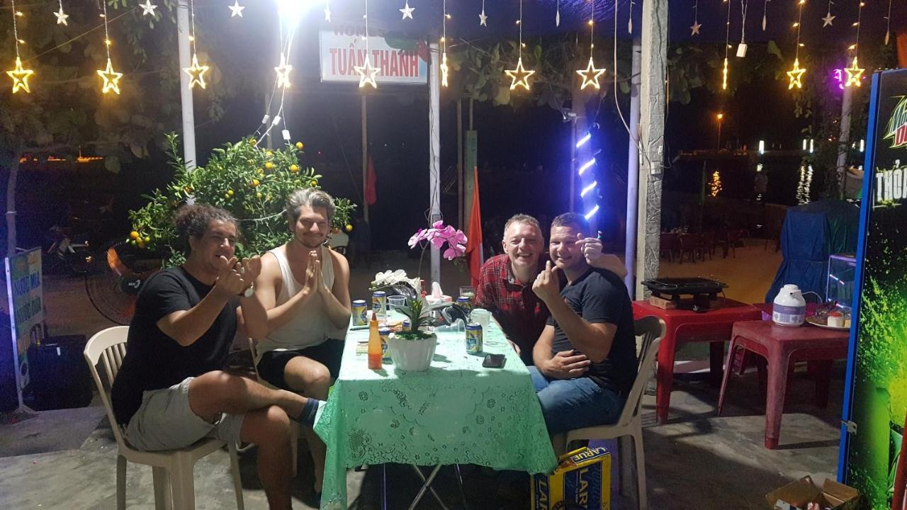 Tuan Thanh Homestay Tân Hiệ Exteriör bild